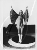 MARCH PEGGY, *03.08.1948, USA, POP SINGER, MIT 17 HAT MAN NOCH TRAEUME, TOTAL FIGURE, EARLY SEVENTIES, FASHION, FASHION BAT SLEEVE, MUNICH, GERMANY