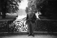 VOGEL, HANS JOCHEN, *02.03.1926, GERMAN, POLITICIAN, CHIEF BUERGERMEISTER; LORD MAYOR, CITY; MUNICH, 1960 - 1972, CHATEAU PARK NYMPHENBURG, BRIDGE, LATE SIXTIES; 60S, MUNICH, GERMANY