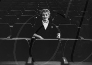 KUBASCHEWKSI ILSE, *08.18.1907, +10.30.2001, GERMAN, ENTREPRENEURS, FOUNDRESS; GLORIA FILM AGENCY, HALF FIGURE, CINEMA CHAIR, CINEMA; MOVIE THEATER, FIFTIES; 50S, MUNICH, GERMANY