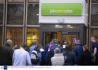 Queues outside Job Centre Plus, Southampton, Britain - 28 Nov 2008