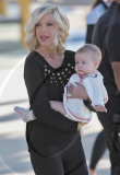 Tori Spelling, Stella McDermott