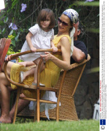 Tom Cruise, Katie Holmes and Daughter Suri on Holiday in Angra dos Reis, Rio de Janeiro, Brazil - 01 Feb 2009