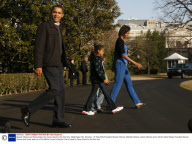 Barack Obama and family depart for Camp David for the first time, Washington DC, America - 07 Feb 2009