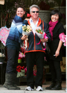 No US rights | Actor DUSTIN HOFFMAN to sweep wife off her feet for Valentine's