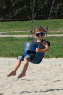 Kingston rides no handed