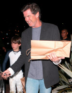 EXCLUSIVE Pierce Brosnan gets dinner to go 