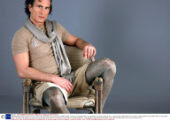 e-MANcipate promotes pantyhose for men, Britain - Mar 2009