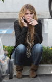 Mischa Barton looks depressed