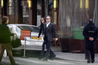 Kiefer Sutherland and his wife having lunch in Paris.