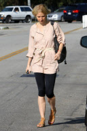 Gwyneth legs it out in Beverly Hills