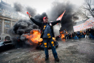 Manifestation de Continental a Paris