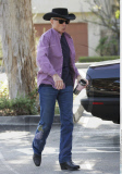 No US rights | Actor ROBERT BLAKE must like birds
