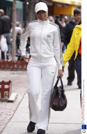 Mary J. Blige shops at American Apparel, New York, America - 28 Mar 2009