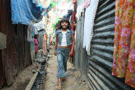 India Slums and Actors of Slumdog Millionaire