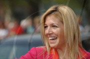  Princess Maxima attended the presentation of ''Girls and Technique'' at the Waerdenborch school in Holten.


