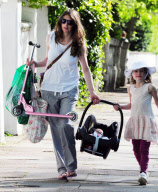 JOOLS OLIVER AND CHILDREN AT THE PARK