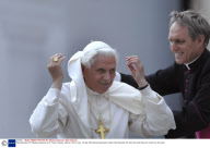 Pope Benedict XVI Weekly Audience at St. Peter's Square, Vatican, Rome, Italy - 22 Apr 2009