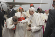 Pope Benoit XVI leaves Cameroon for Angola