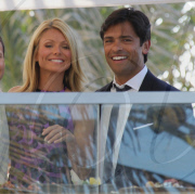 KADENAPIX.COM - KELLY RIPA AND MARK CONSUELOS IN MIAMI
