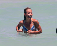 KADENAPIX.COM - KELLY RIPA BEACH