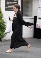 COLEEN ROONEY AT BAKERY
