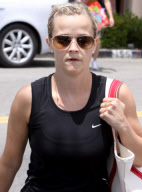 Reese Witherspoon Keeping Fit