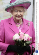Queen Elizabeth II visits Coram children's charity at Mecklenburgh Square, London, Britain - 05 Jun 2009