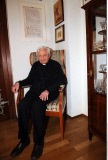 EXCL.: Pope brother GEORG RATZINGER shows off his natural home in Regensburg