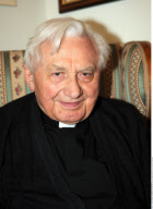 EXCL.: Pope brother GEORG RATZINGER shows off his natural home in Regensburg