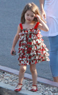 EXCLUSIVE Katie Holmes Looking pregnant at the Studio