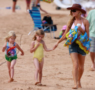 Denise Richards, Sam Sheen, Lola Sheen