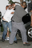 Paps go crazy for Britney!