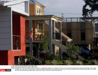 NEW ORLEANS: BRAD PITT'S "MAKE IT RIGHT" HOMES