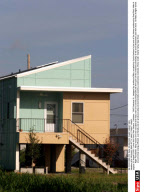 NEW ORLEANS: BRAD PITT'S "MAKE IT RIGHT" HOMES