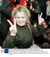 BRIGITTE BARDOT SAVES "WOOFIE" THE DOG FROM BEING PUT DOWN, EDINBURGH, BRITAIN - 1998