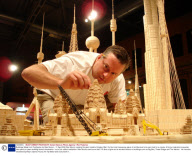 Buildings Made from Toothpicks by Stan Munro - 11 Sep 2009