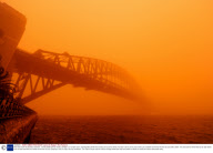 Red dust storm hits Sydney, Australia - 23 Sep 2009