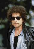 Bob Dylan to give royalties to crisis charity