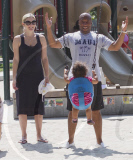 Byron Allen, Jennifer Lucas, Chloe Allen