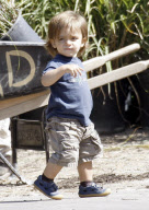 Levi McConaughey plays with the gardners! EXCLUSIVE