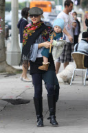 Gwen and Gavin take Kingston and Zuma to the La Brea Bakery
