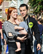 Ashlee Simpson and Pete Wentz Bring Bronx to Disneyland