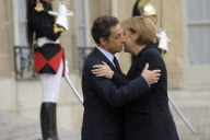 Armistice Celebration / Nicolas Sarkozy receives Angela Merkel