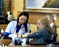 Dakota Fanning Gets Her Nails Done Before the Premiere