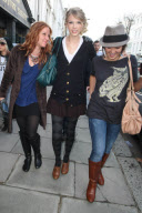 Taylor Swift out and about shopping in Notting Hill, London, Britain - 21 Nov 2009