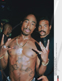 USA< LE CHANTEUR RAPP TUPAC SHAKUR DONT LAVIE ET L'OUVRE N'ONT CESSE D'ETRE