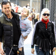 Gwen Stefani and Gavin Rossdale take Kingston to see the Grinch -Part 2