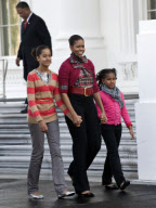 Michelle Obama and daughters greet Christmas tree, The White House, Washington DC, America - 27 Nov 2009