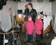 JAMIE OLIVER AND HIS FAMILY IN LONDON