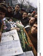 ROUMANIE : Bucarest enterre ses morts